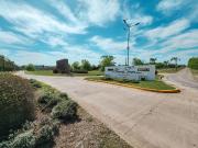 Terreno de 888m² al Oeste en Funes Town