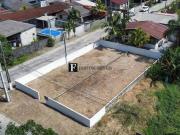 Terreno de esquina para construção em Ipanema