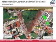 TERRENO DE USO DE SUELO COMERCIAL SOBRE AVENIDA EN...