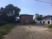 Terreno edificabile commerciale in affitto a Piacenza
