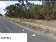 Terreno em avos á entrada da Marisol