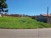 Terreno em Centro, Botucatu/SP de 352m² à venda por R$...