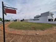 Terreno em Condomínio para Venda em Americana/SP...