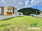 Terreno em Condomínio para Venda em Caraguatatuba/SP...