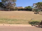 Terreno em Condomínio para Venda em Marília/SP...