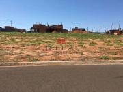 Terreno em Condomínio para Venda em Piratininga/SP Centro