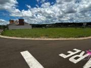 Terreno em Condomínio para Venda em Santa Cruz da...