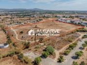 Terreno em Faro Sé e São Pedro