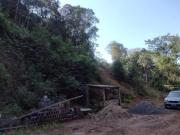 Terreno em Juquitiba medindo 3.268,00 m² com construção...