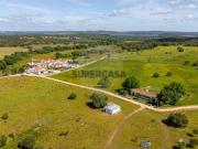 Terreno em N.S. da Vila, N.S. do Bispo e Silveiras
