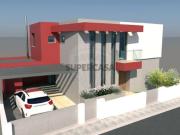 Terreno em Pontinha e Famões