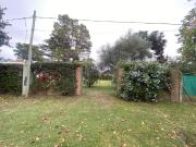 Terreno en City Bell entre caminos totalmente parquizado...