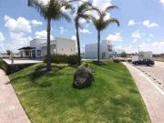 TERRENO EN CLUSTER PRIVADO CORREGIDORA QRO