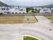 TERRENO EN ESQUINA DENTRO DE COTO !