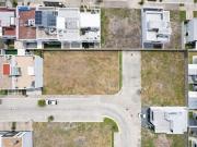 TERRENO EN ESQUINA DENTRO DE COTO !