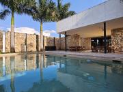 Terreno en esquina dentro de privada Zentura Cholul