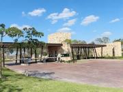 Terreno en Esquina en Privada Parque Natura, Amenidades...