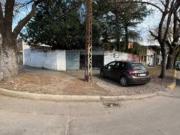 Terreno en esquina libre para cocheras, galpon, local o...