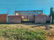 Terreno en Fisherton con estructura de material tipo...
