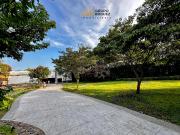 Terreno en fraccionamiento en venta en Cuernavaca