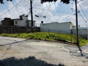 Terreno en Fraccionamiento Lomas de Ahuatlán