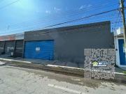 Terreno en renta con oficinas y área con techumbre en la...