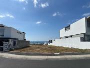 TERRENO EN URBANIZACIÓN MARINA BLUE, SUR DE MANTA