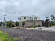 TERRENO EN VENTA AL NORTE DE QUITÓ LLANO CHICO