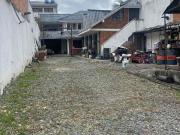 terreno en venta con casa de 2 departamentos en venta...