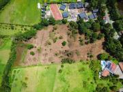 Terreno en venta con uso comercial y habitacional en...