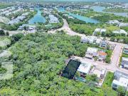 Terreno en Venta en Cancún en Residencial Lagos del sol...