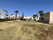 Terreno residencial en venta a lado de club de Golf La...