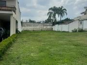 Terreno en venta en Lomas de Bosque super ubicado