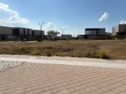 Terreno en Venta en Lomas del Campanario Norte, 300m2