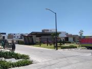 Terreno en venta en Parques Vallarta dentro de coto en... Terreno en venta en Parques Vallarta dentro de coto en...
