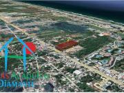 Terreno en Venta en Playa Diamante. Uso de suelo...