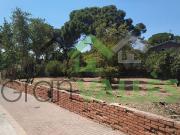 Terreno en venta en Sant Cugat del Vallès, de 826 m² por...