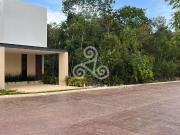 Terreno en venta en Via Cumbres Residencial