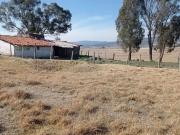 Terreno en venta en Villa Victoria frente a carretera