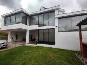 Terreno en venta, incluye planos aprobados para...