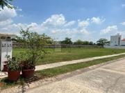 Terreno habitacional en venta en Hacienda Esmeralda,...