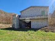 Terreno in vendita a Fagnano Alto AQ