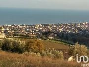 Terreno in vendita a Tortoreto TE