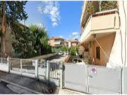 Terreno in vendita di 109 m² in Via Bari, 21