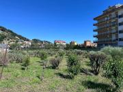 Terreno in vendita di 2140 m² in Via XXV Aprile, 43