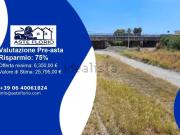 Terreno in vendita di 3200 m² in Via Felice Cavallotti