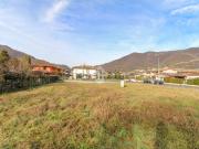 Terreno in vendita di 702 m² in Via Alcide de Gasperi