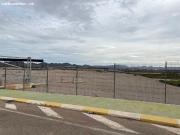 Terreno industrial con báscula y vallado perimetral en...