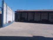 Terreno Industrial con departamento en venta