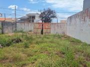 Terreno / Lote para Venda em Bauru/SP Madureira